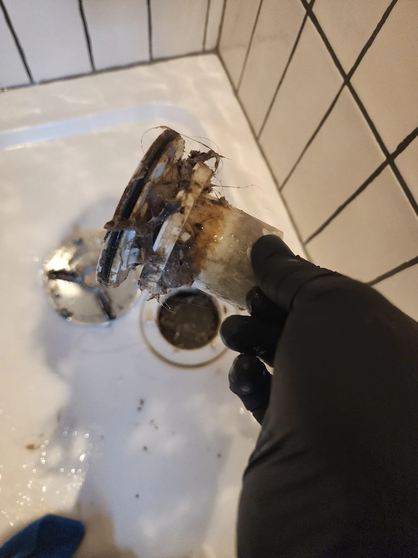 Bathroom fitting before WhiteForm cleaning